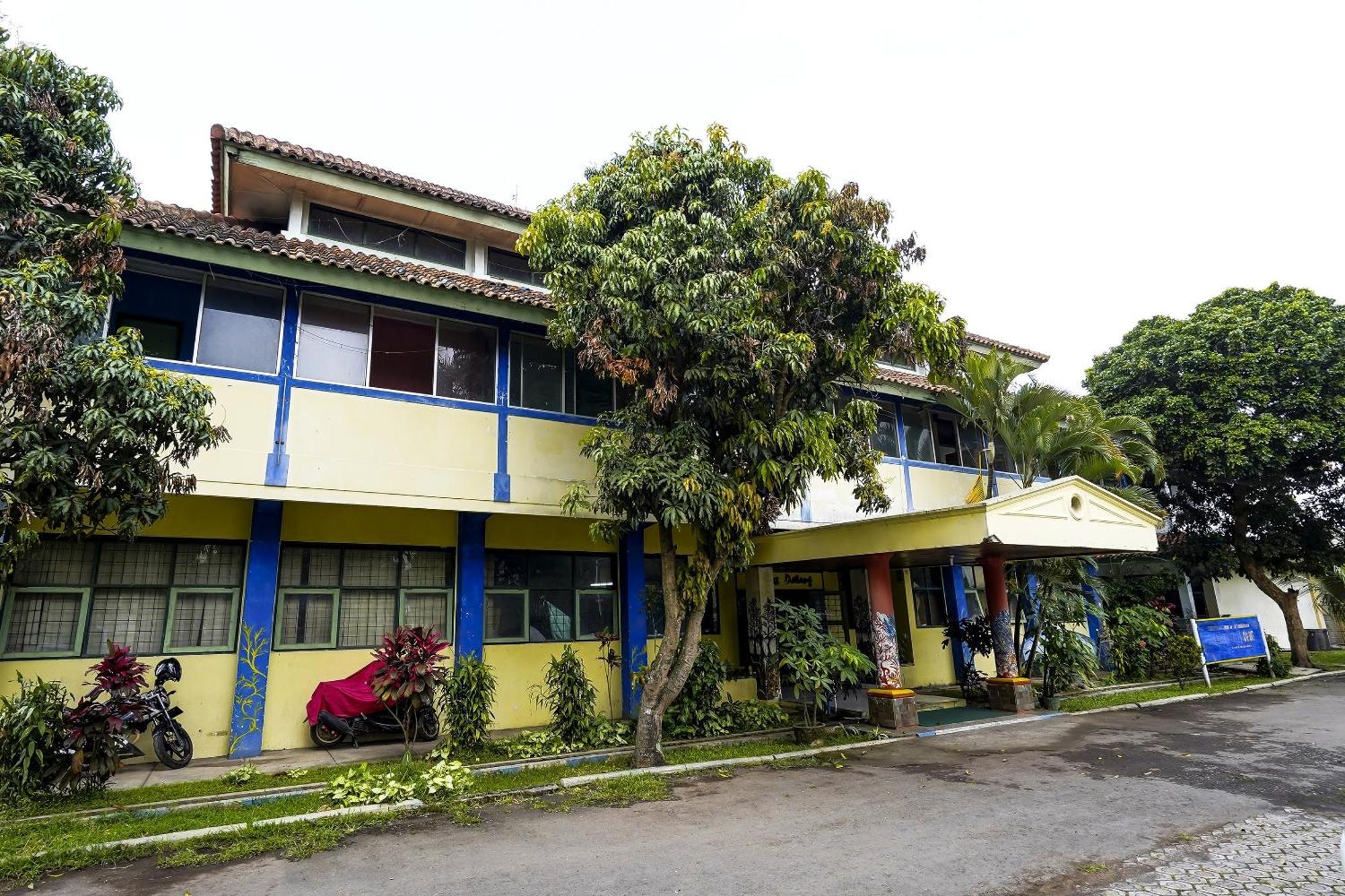 Spot On 91064 Wisma Lec Syariah Garut Exterior photo